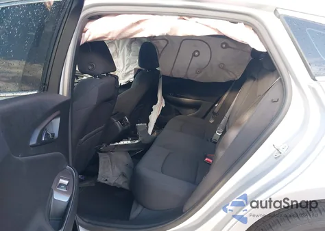 2022 Chevrolet Malibu Fwd Lt from USA, damaged, VIN 1G1ZD5ST5NF173929